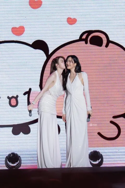 Photo from Fan Meeting in Singapore